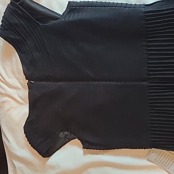 NWT Tadashi Shoji Pintuck Jersey Portrait Cocktail Sz. M - Picture 7 of 9